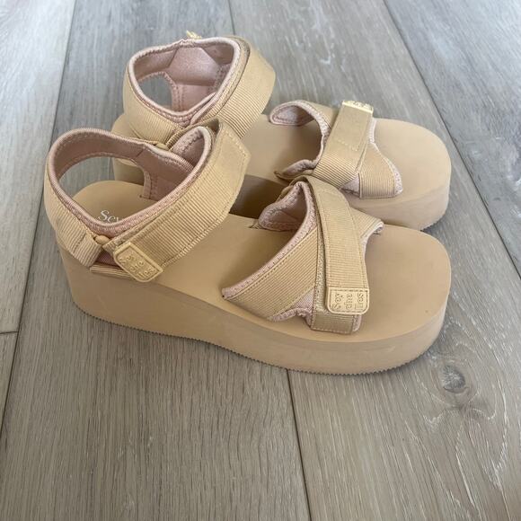 Seychelles 'Serenade' Women's 7.5 Nylon Nude Beige Platform Statement Sandal - Picture 10 of 10